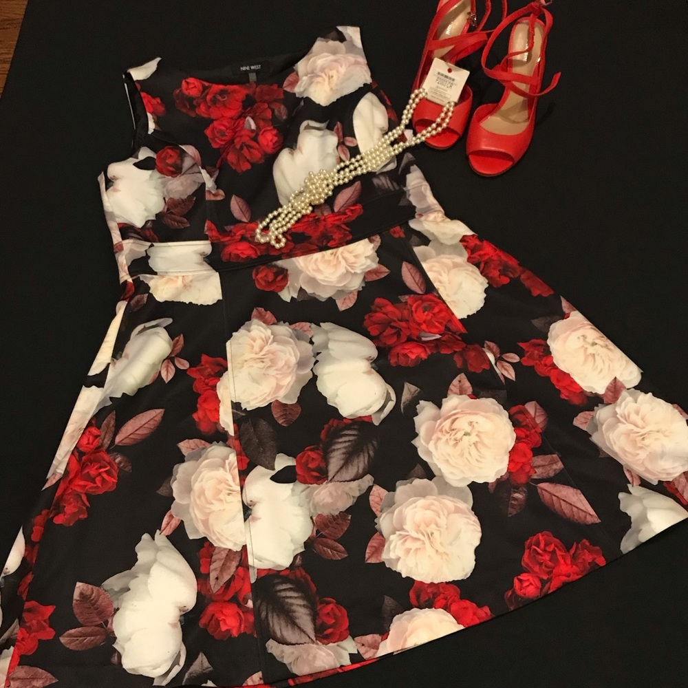 NWT Nine West Floral Printed Dress